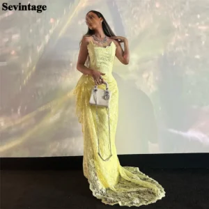 Customized Faint Yellow Strapless Lace Mermaid Arabic Prom Gown